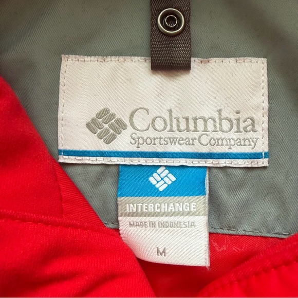 Columbia Women's Omni-Tech Hooded Rain Coat, Size medium, Red, Zip, Interchange - Picture 11 of 12